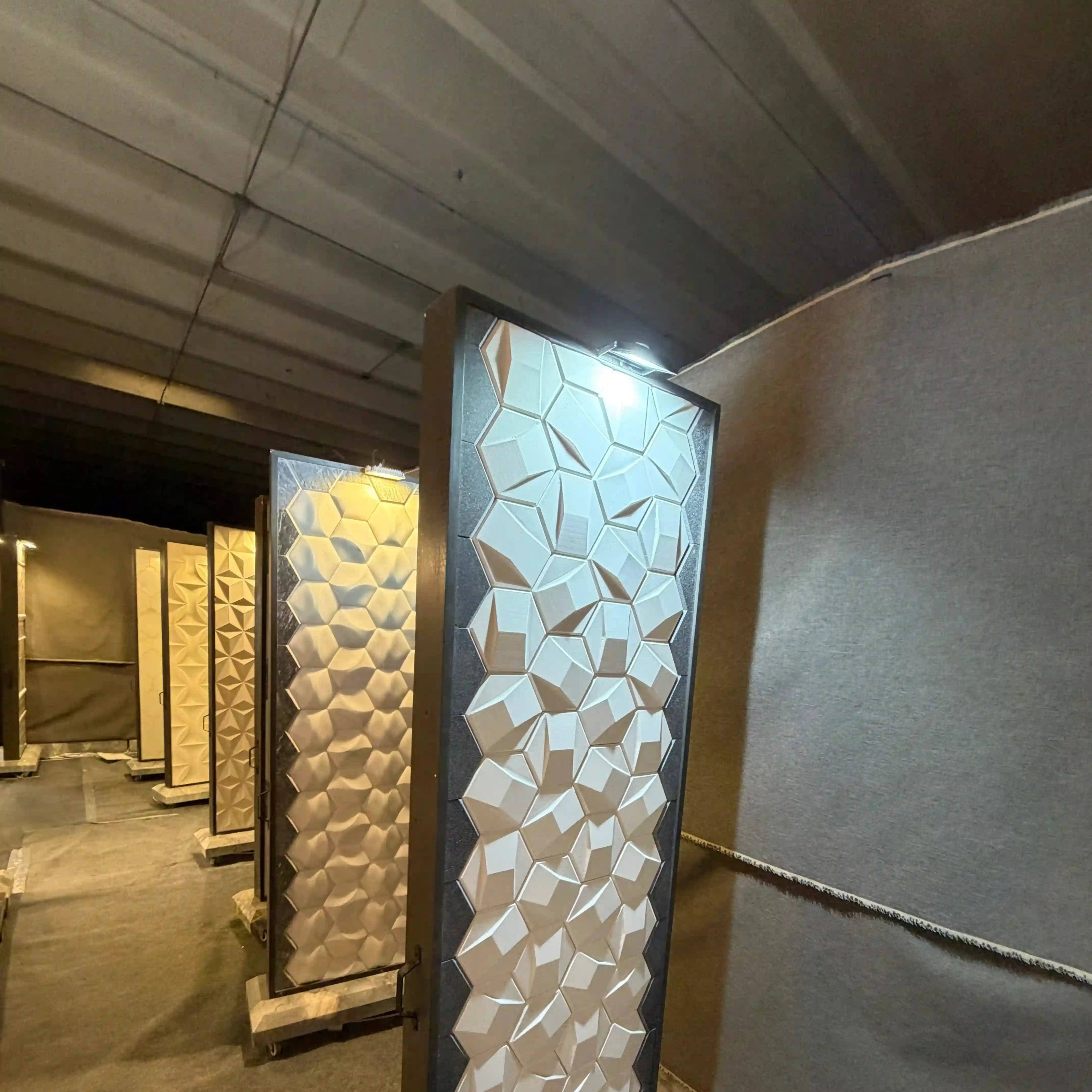 SAMPLE DIANTHA ( 0.194 sqft sheet ) : 3D Wall Tile