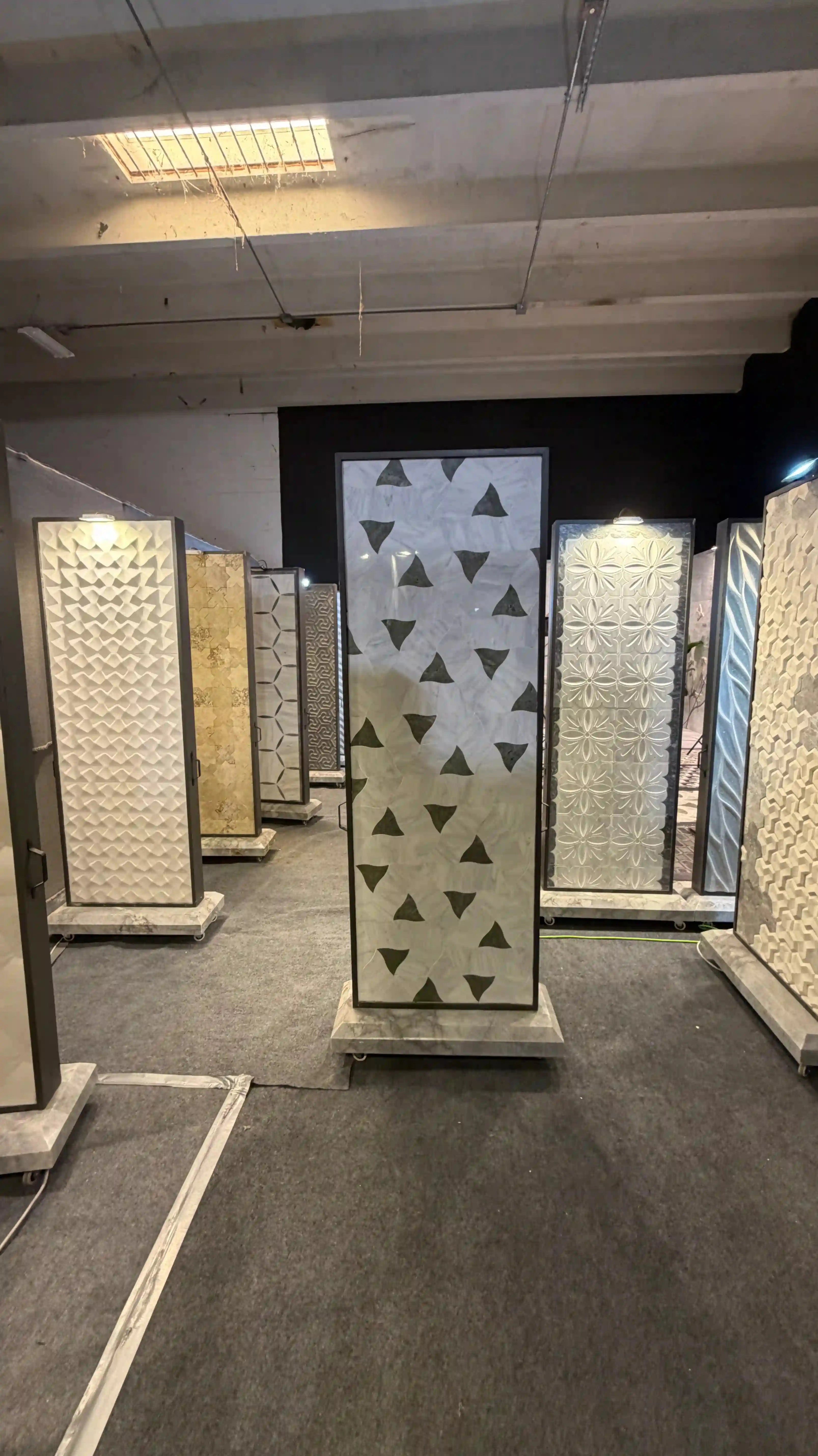 SAMPLE SELENA marble mosaic tile (0.98 sqft sheet )